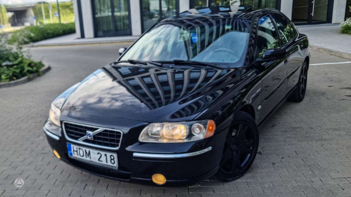 Volvo S60, 2.4 l., Седан
