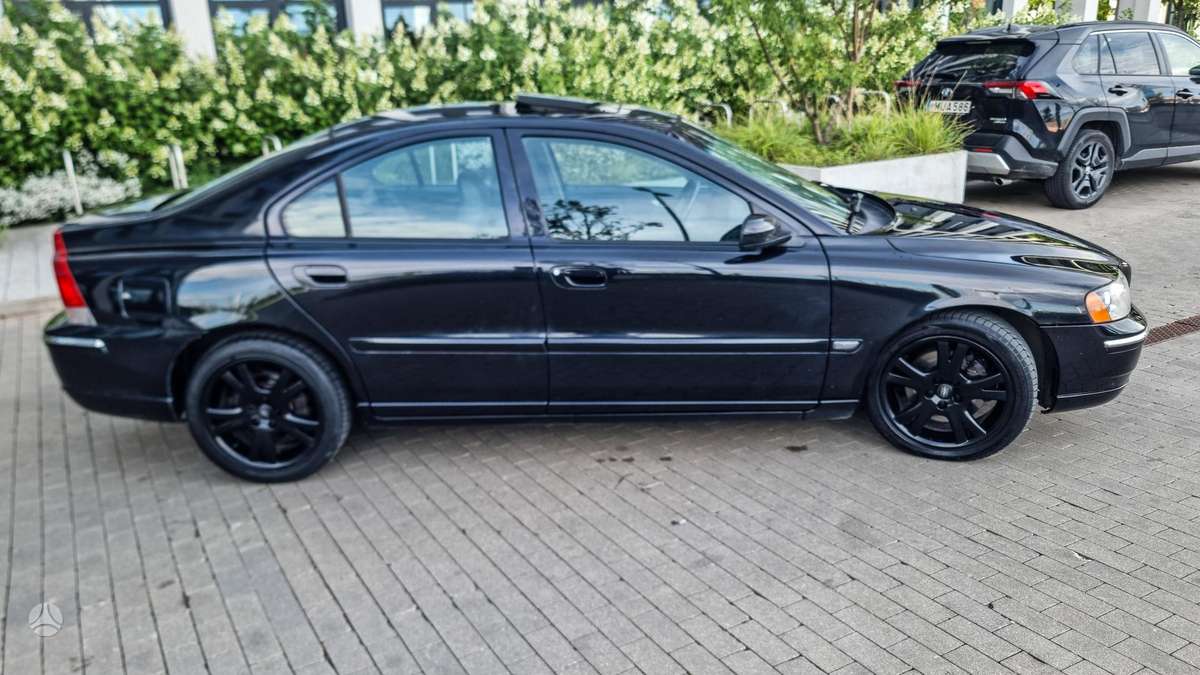 Volvo S60, 2.4 l., Седан