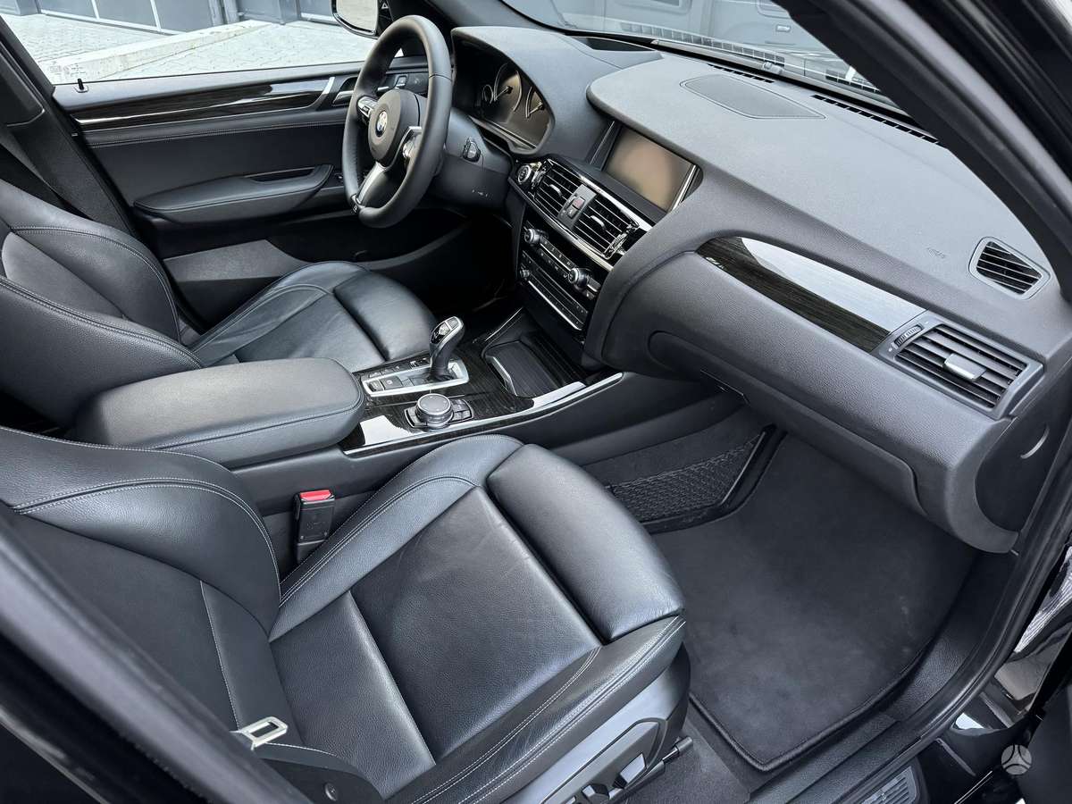 BMW X3, 3.0 l., off-road / crossover