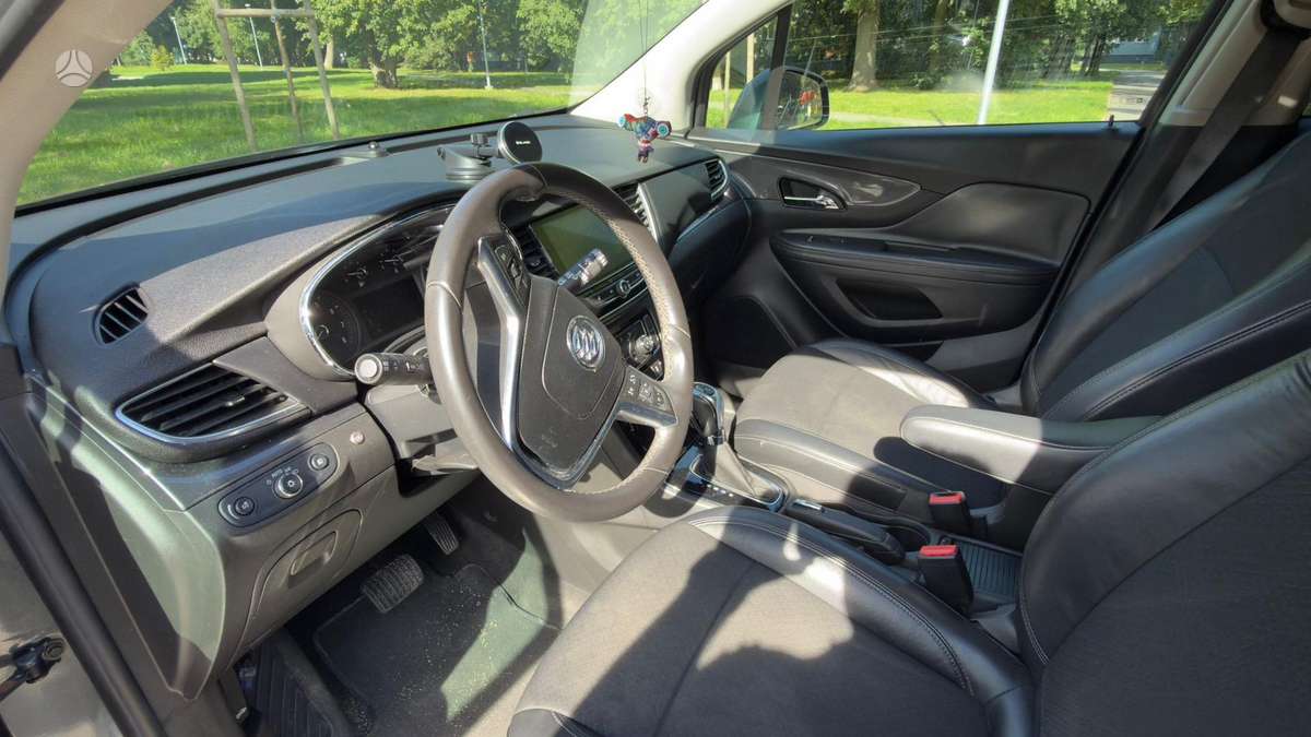 Buick Encore, 1.4 l., off-road / crossover