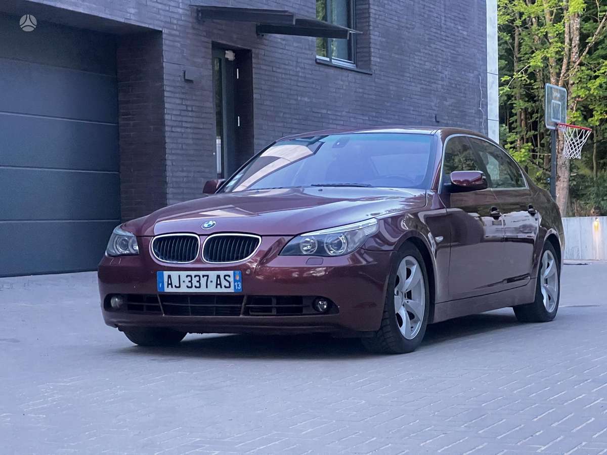 BMW 535, 3.5 l., Седан