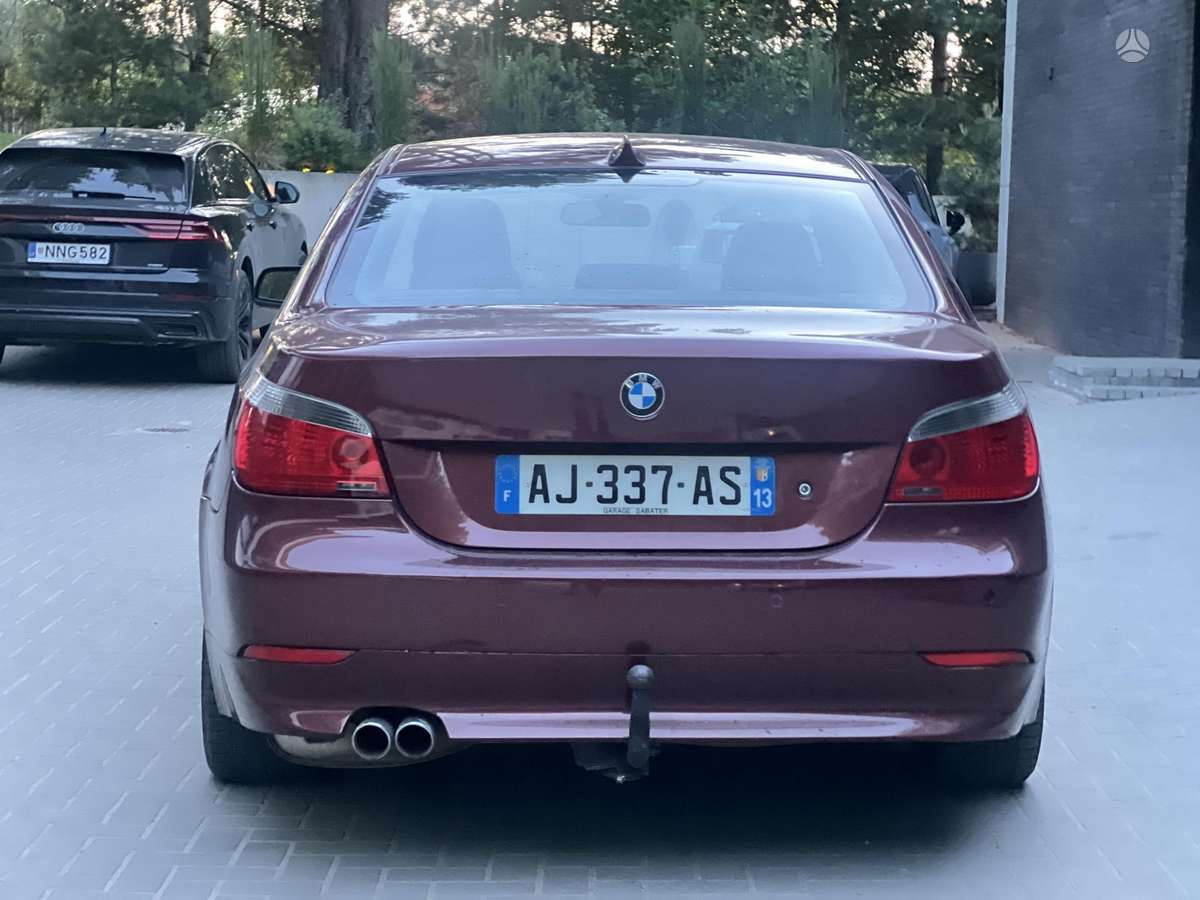 BMW 535, 3.5 l., Седан