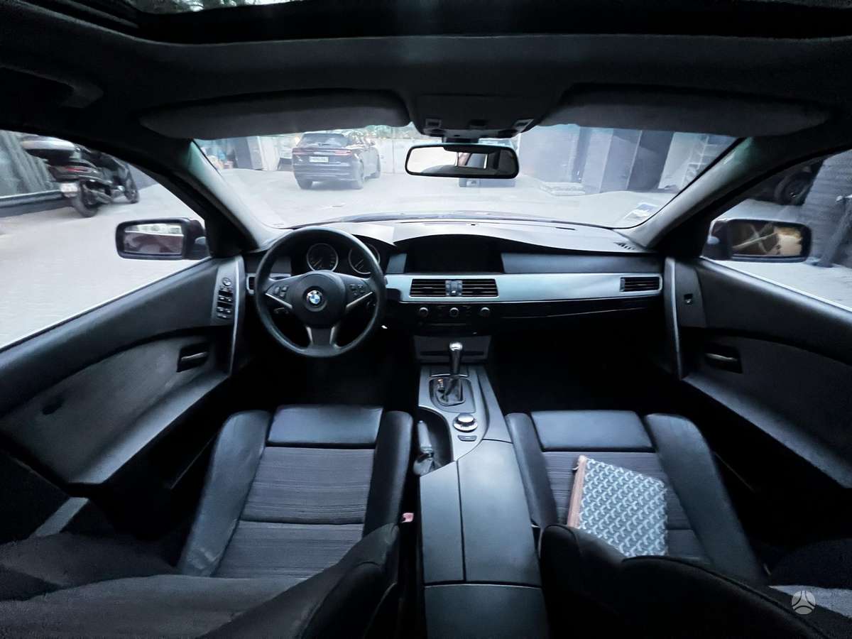 BMW 535, 3.5 l., Седан