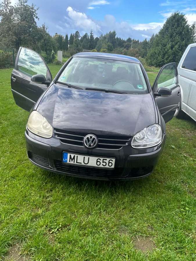 Volkswagen Golf - 4