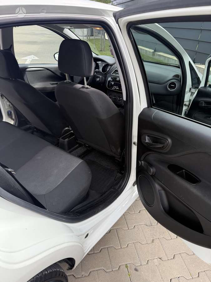Fiat Punto, 1.2 l., hatchback