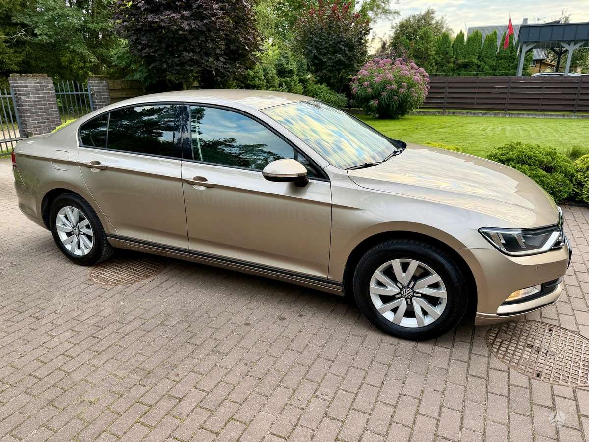 Volkswagen Passat - 6