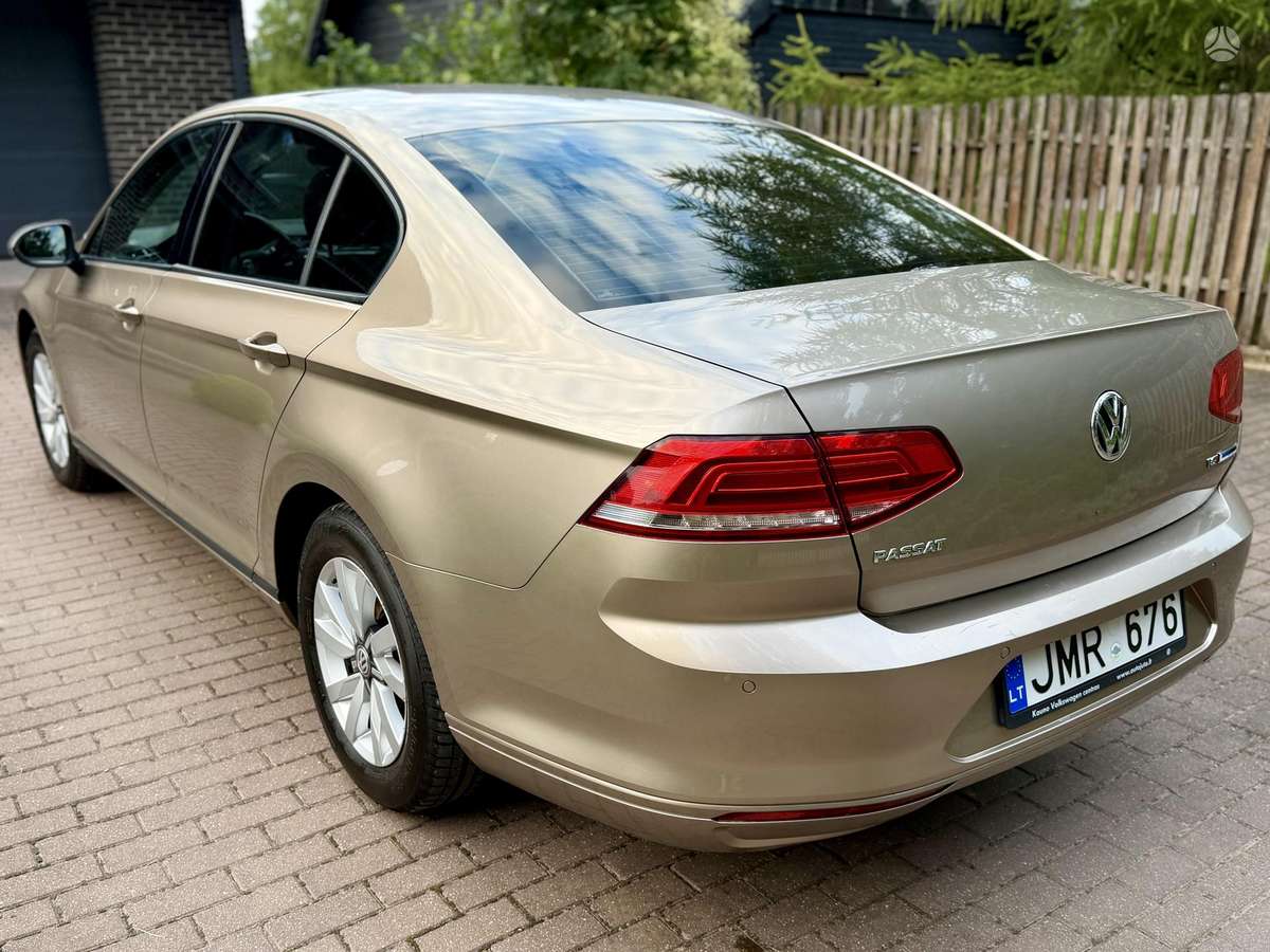 Volkswagen Passat - 3