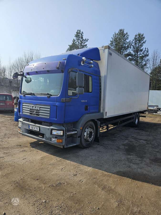 MAN 18.340, box trucks / box vans