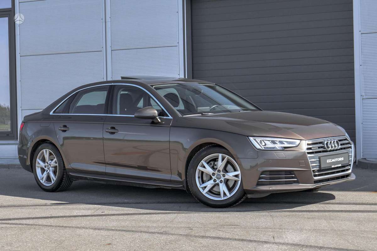 Audi A4, 2.0 l., Седан