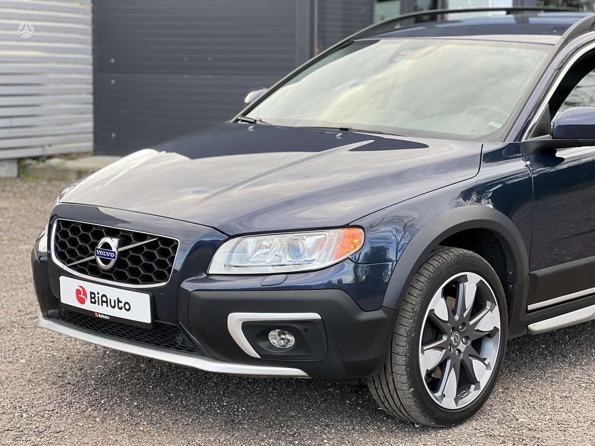 Volvo XC70, 2.4 l., wagon