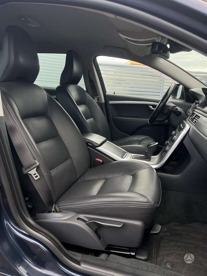 Volvo XC70, 2.4 l., Универсал