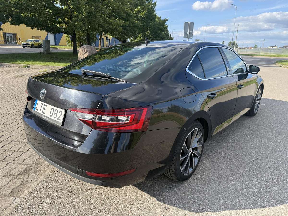 Škoda Superb - 7