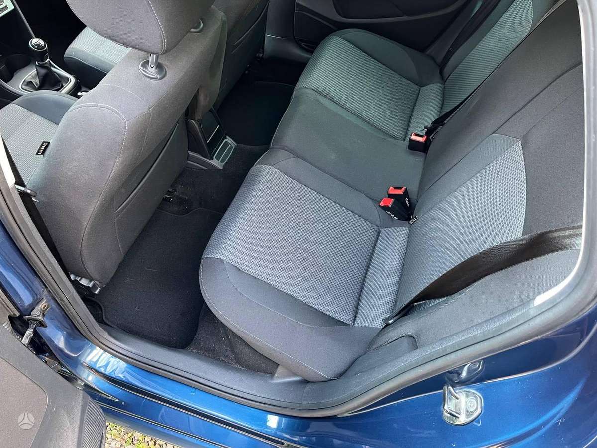 Volkswagen Polo - 3