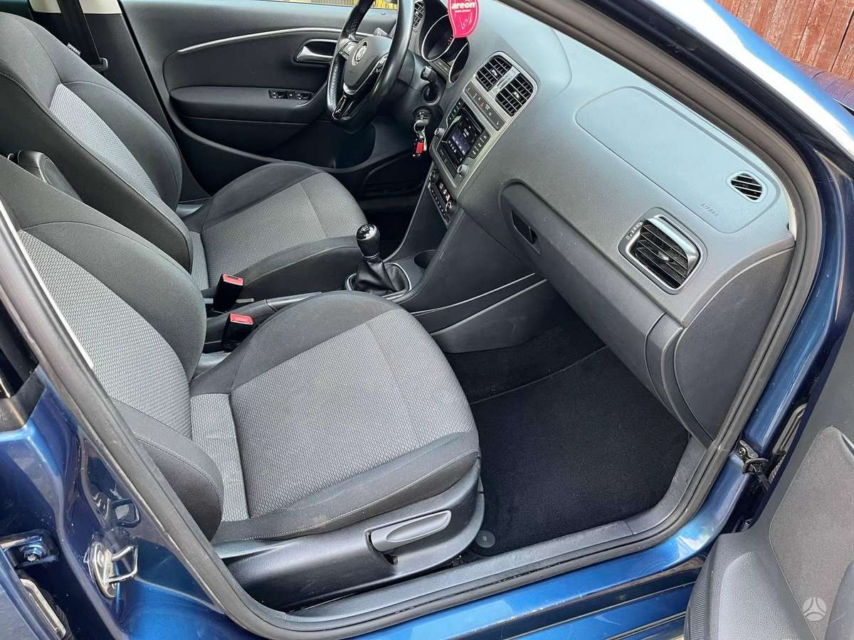 Volkswagen Polo - 11