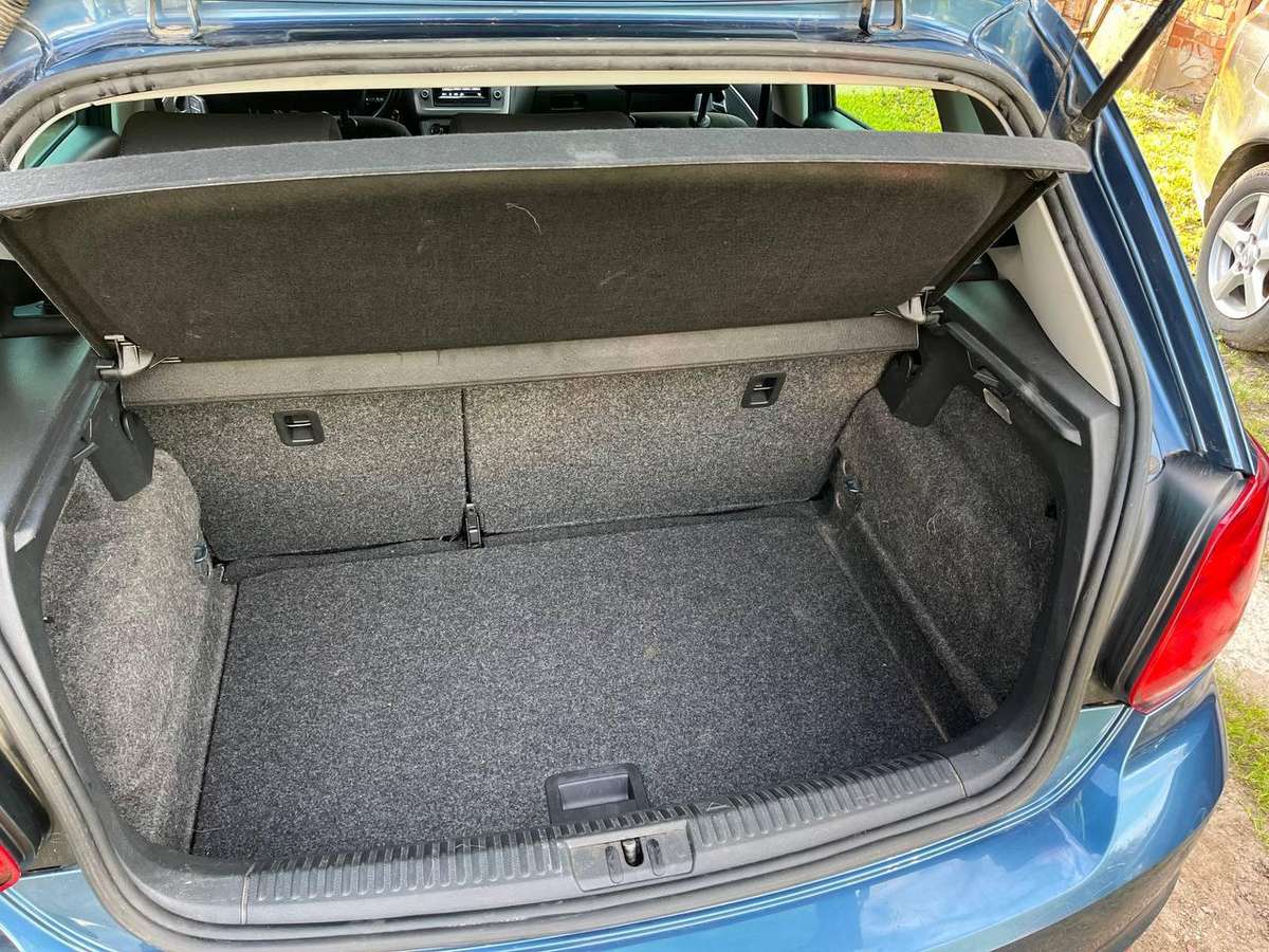 Volkswagen Polo - 12