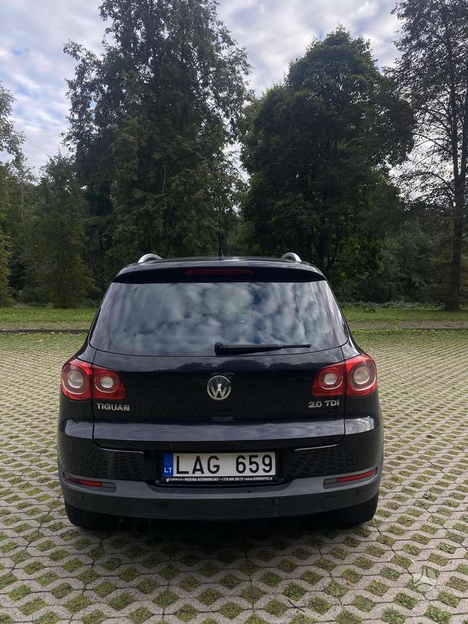 Volkswagen Tiguan - 6