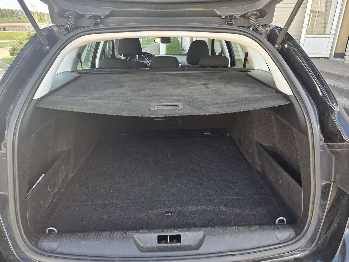 Peugeot 308, 1.6 l., Универсал