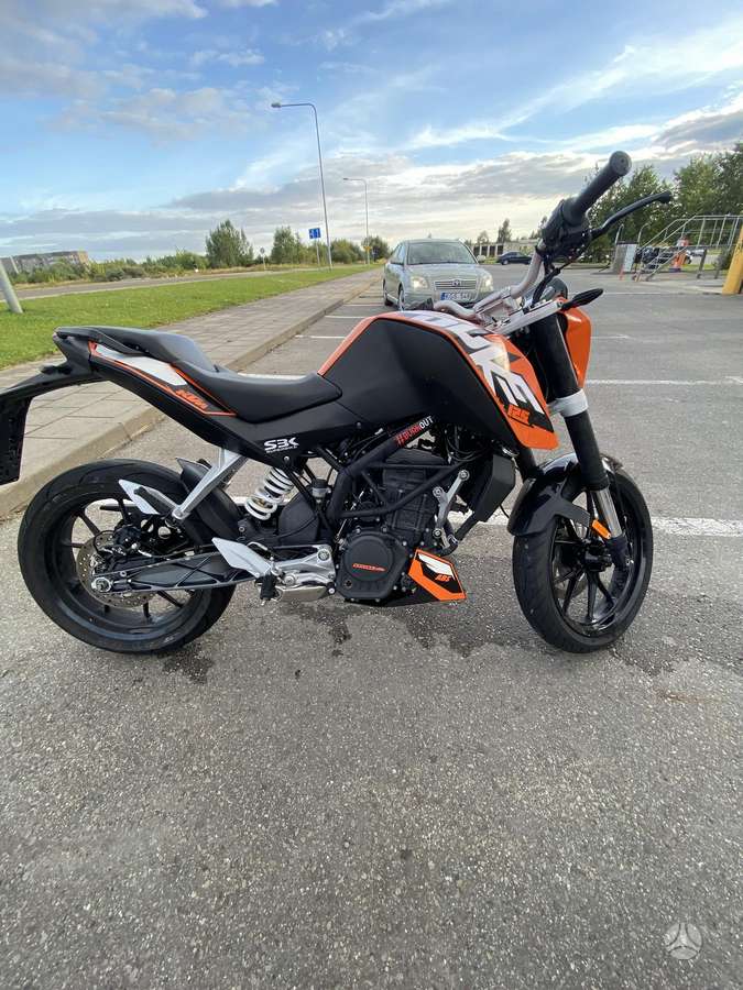 KTM Duke 125cc, street / classic