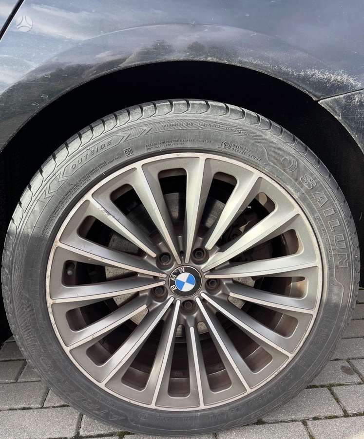 Continental, всесезонные 275/40 R19