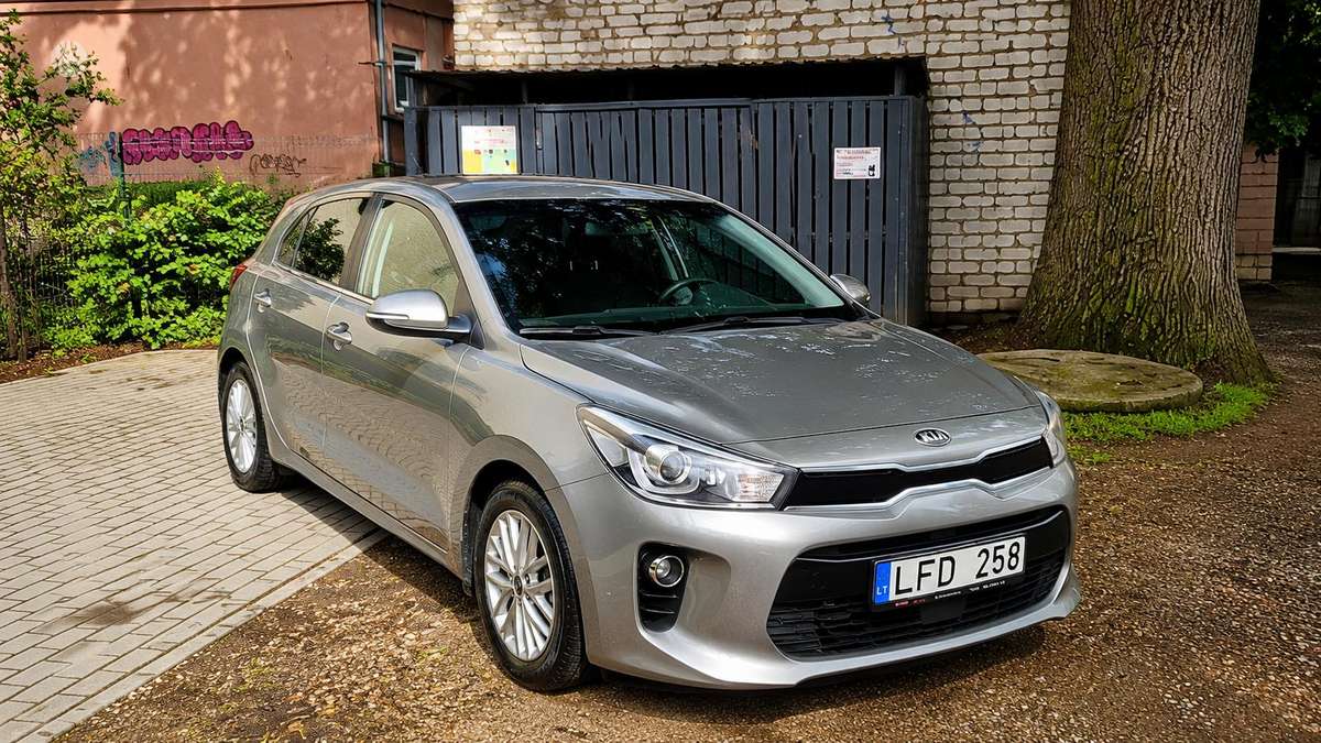 Kia Rio, 1.4 l., hatchback