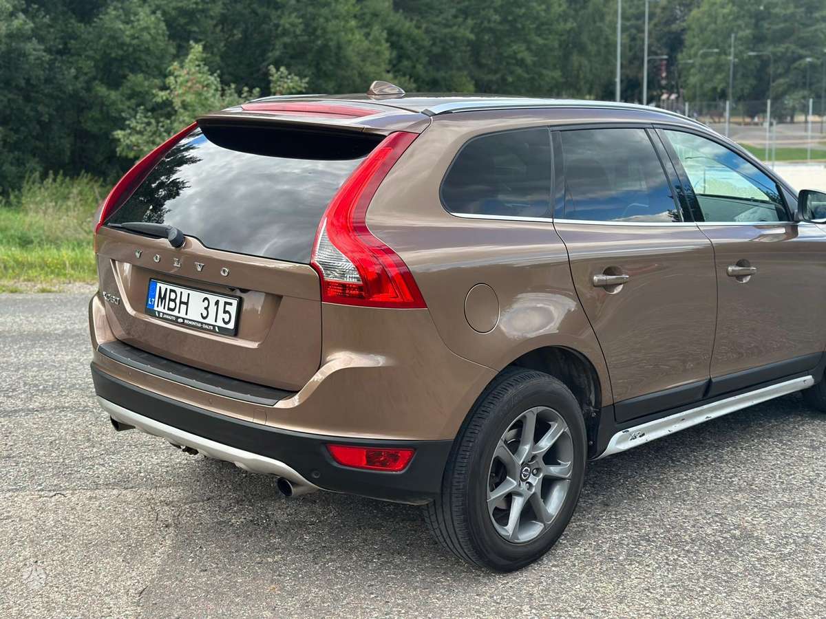 Volvo XC60 - 8