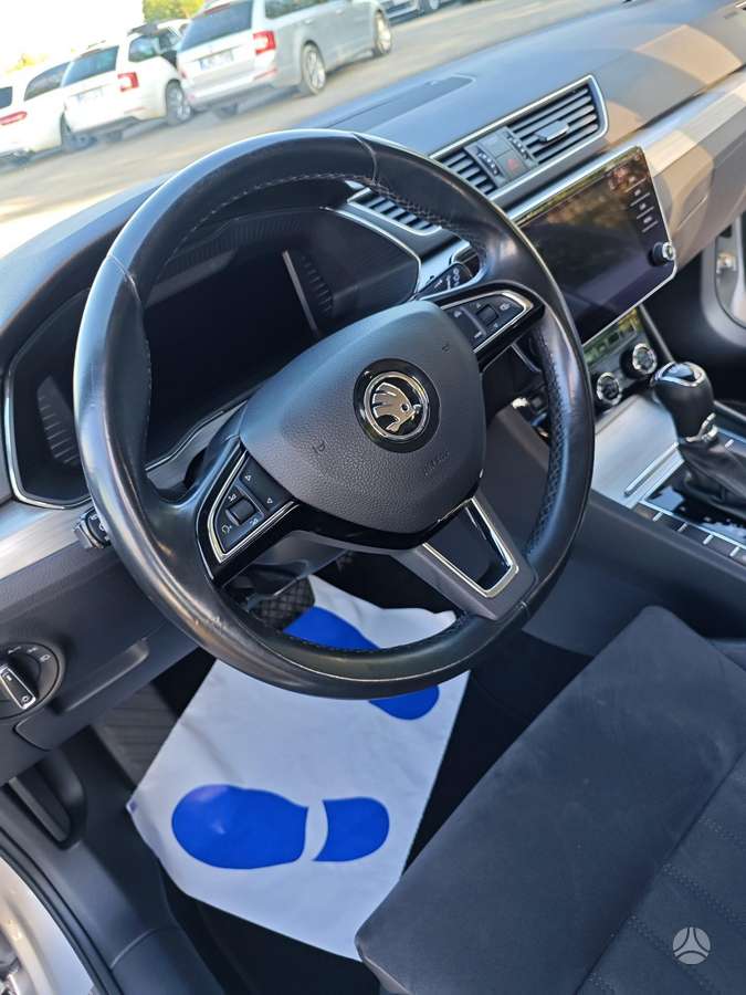 Škoda Superb - 11