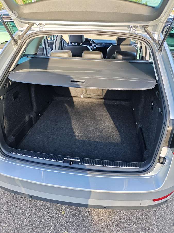 Skoda Superb, 2.0 l., Универсал