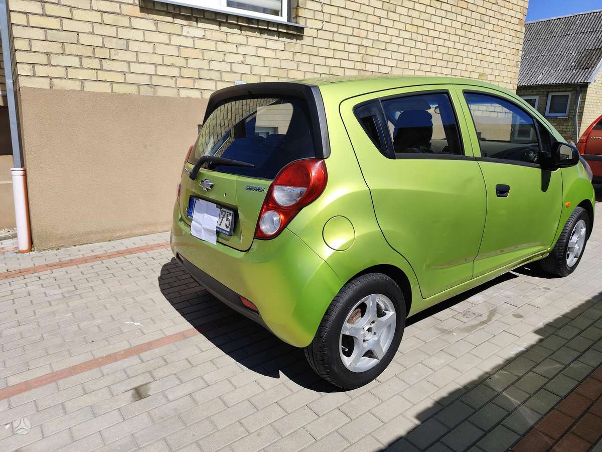 Chevrolet Spark, 1.0 l., hatchback