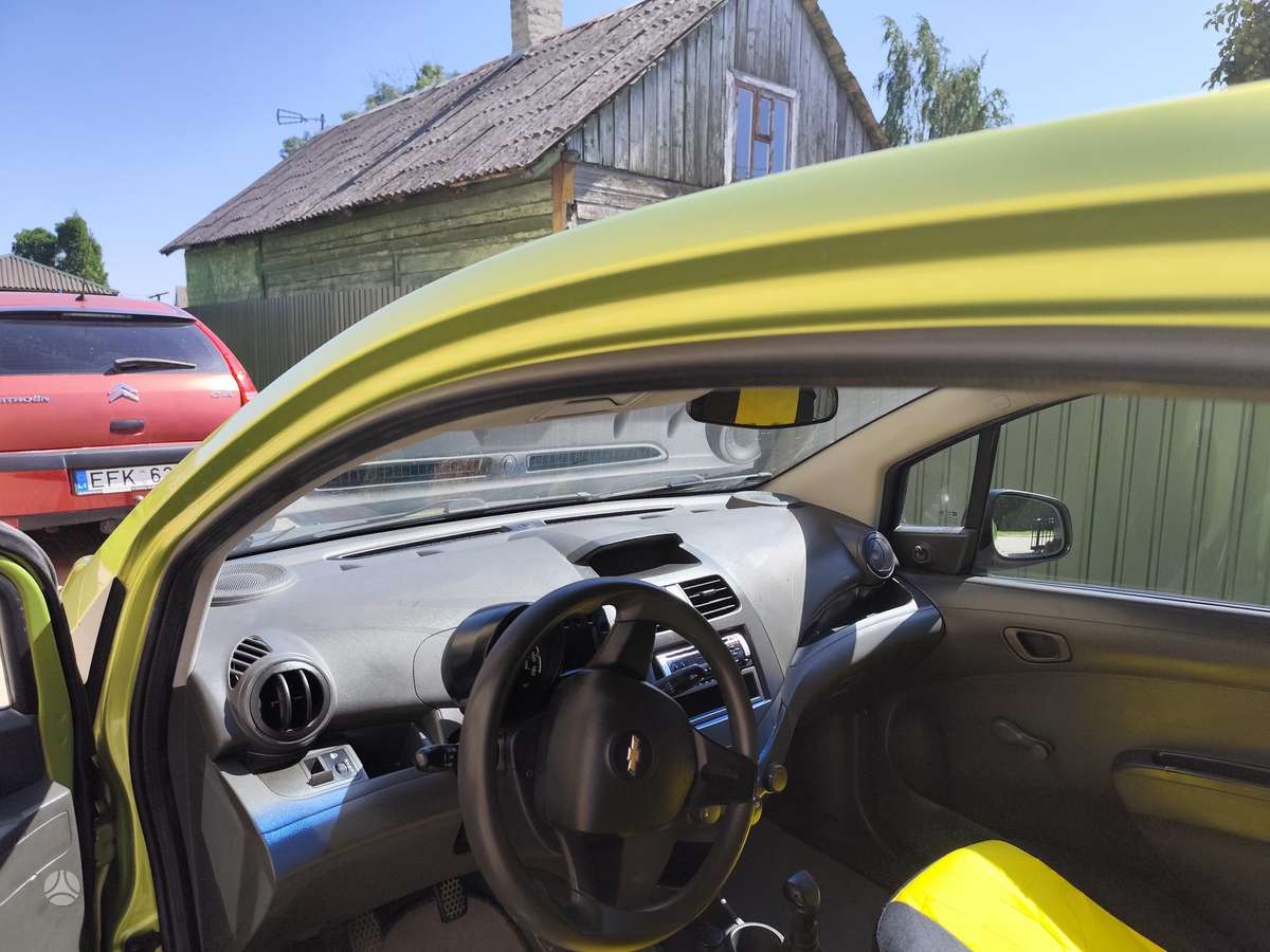 Chevrolet Spark, 1.0 l., hatchback