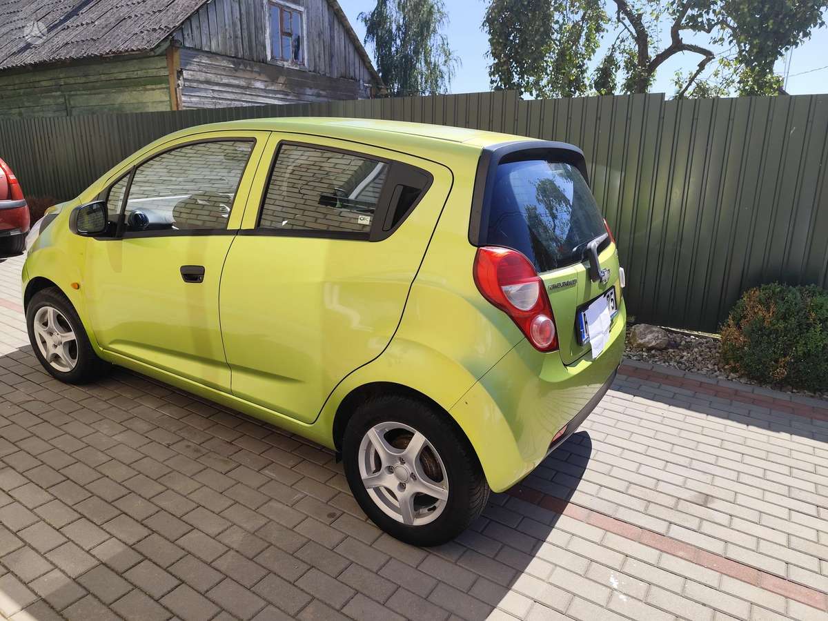 Chevrolet Spark, 1.0 l., hatchback