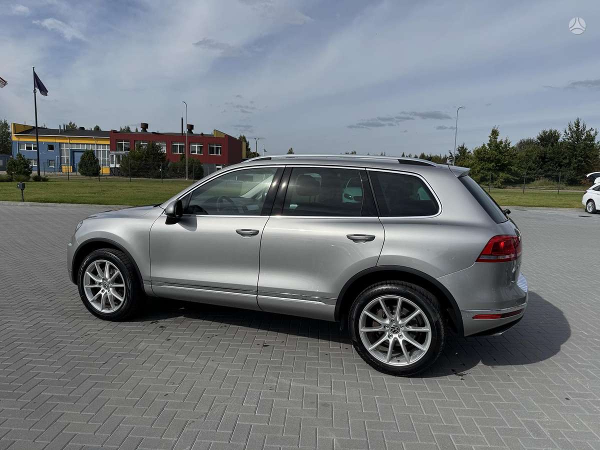 Volkswagen Touareg - 3