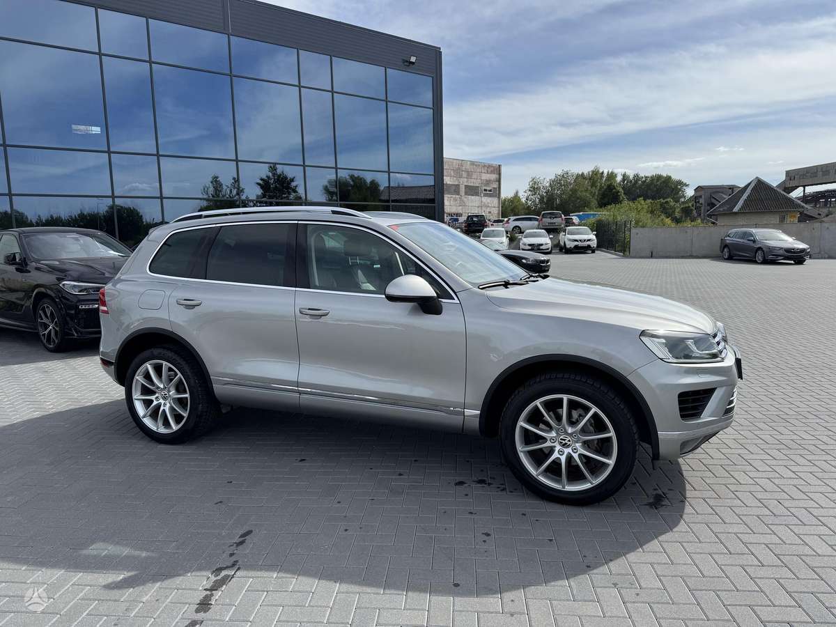 Volkswagen Touareg - 8