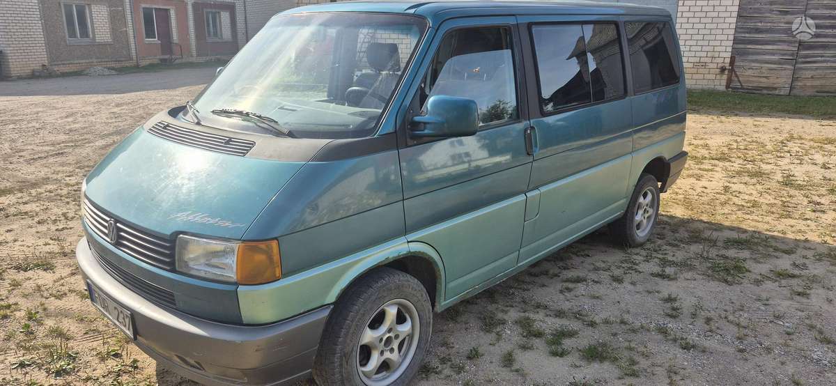 Volkswagen Multivan - 4