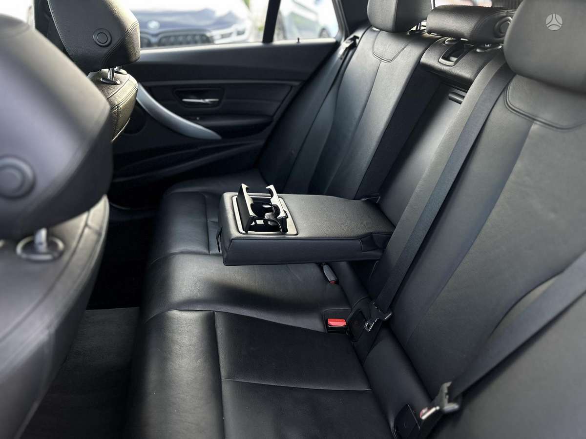 BMW 330, 3.0 l., Универсал