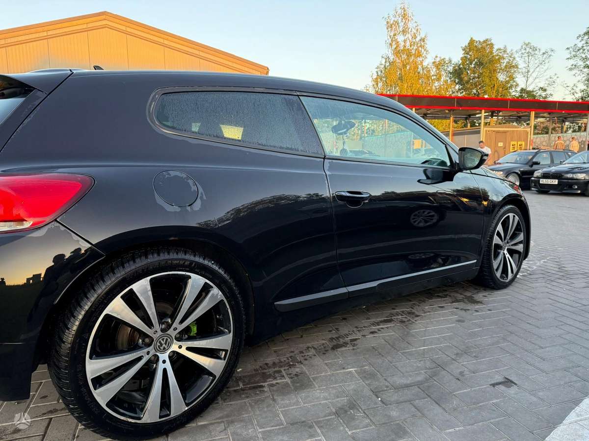 Volkswagen Scirocco - 4