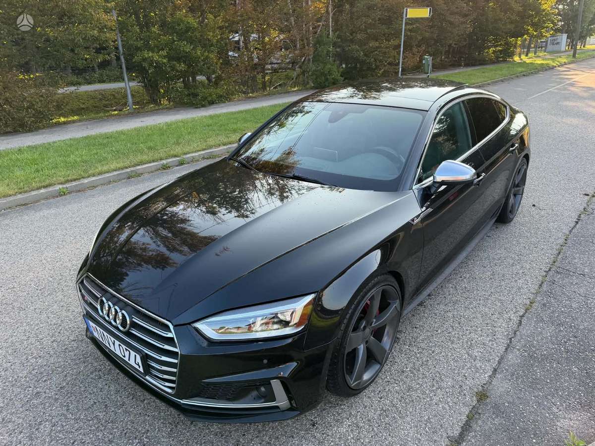 Audi S5, 3.0 l., Седан