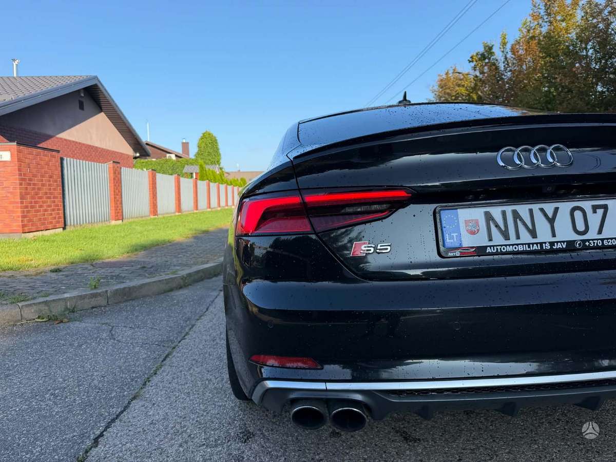 Audi S5, 3.0 l., Седан