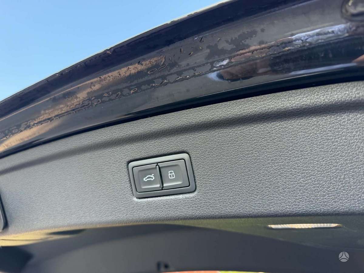 Audi S5, 3.0 l., Седан