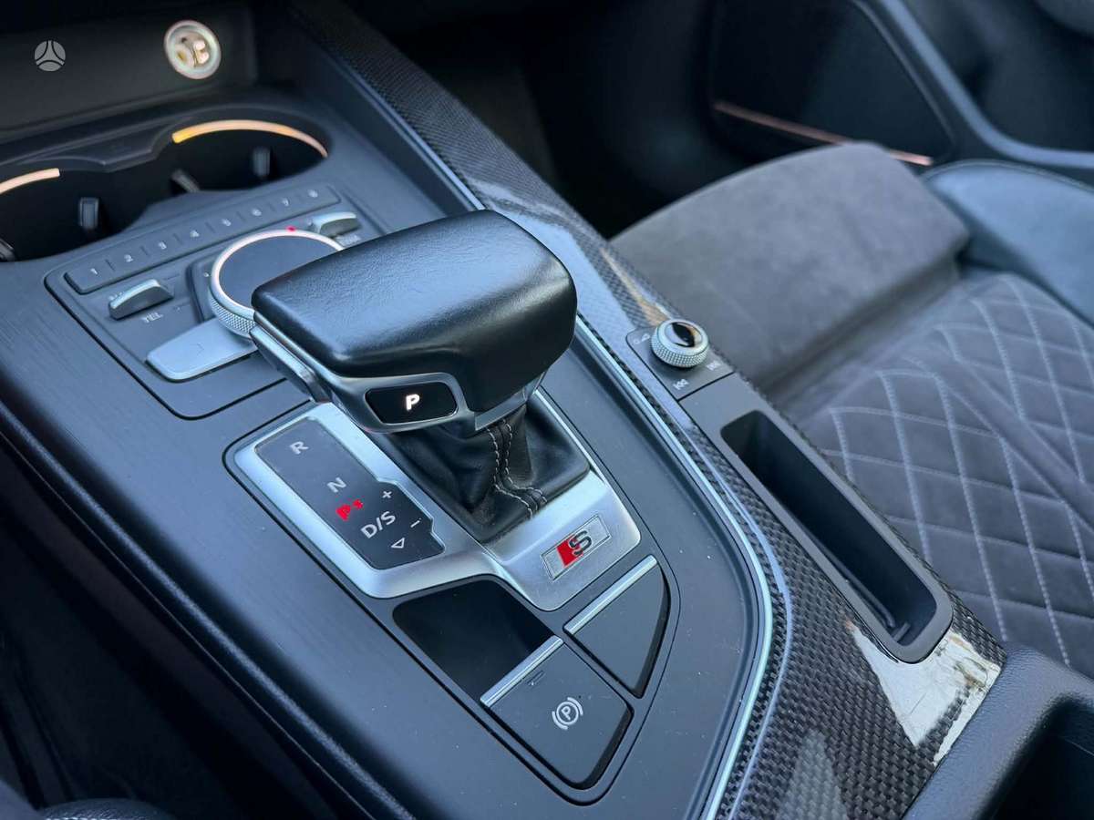 Audi S5, 3.0 l., Седан