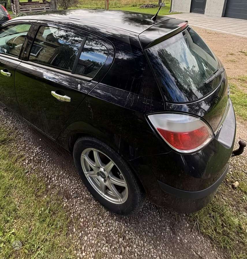 Opel Astra, 1.7 l., Хэтчбек