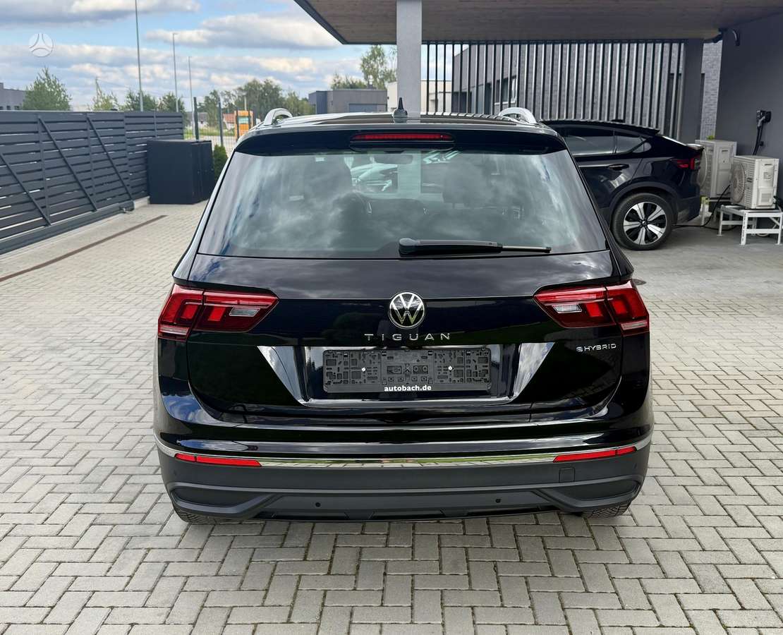 Volkswagen Tiguan - 6