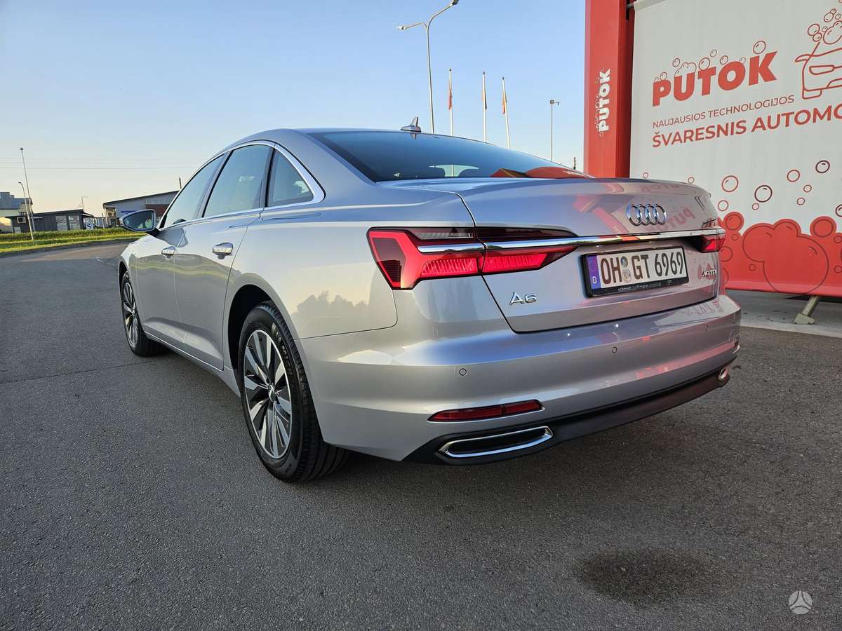 Audi A6, 2.0 l., Седан