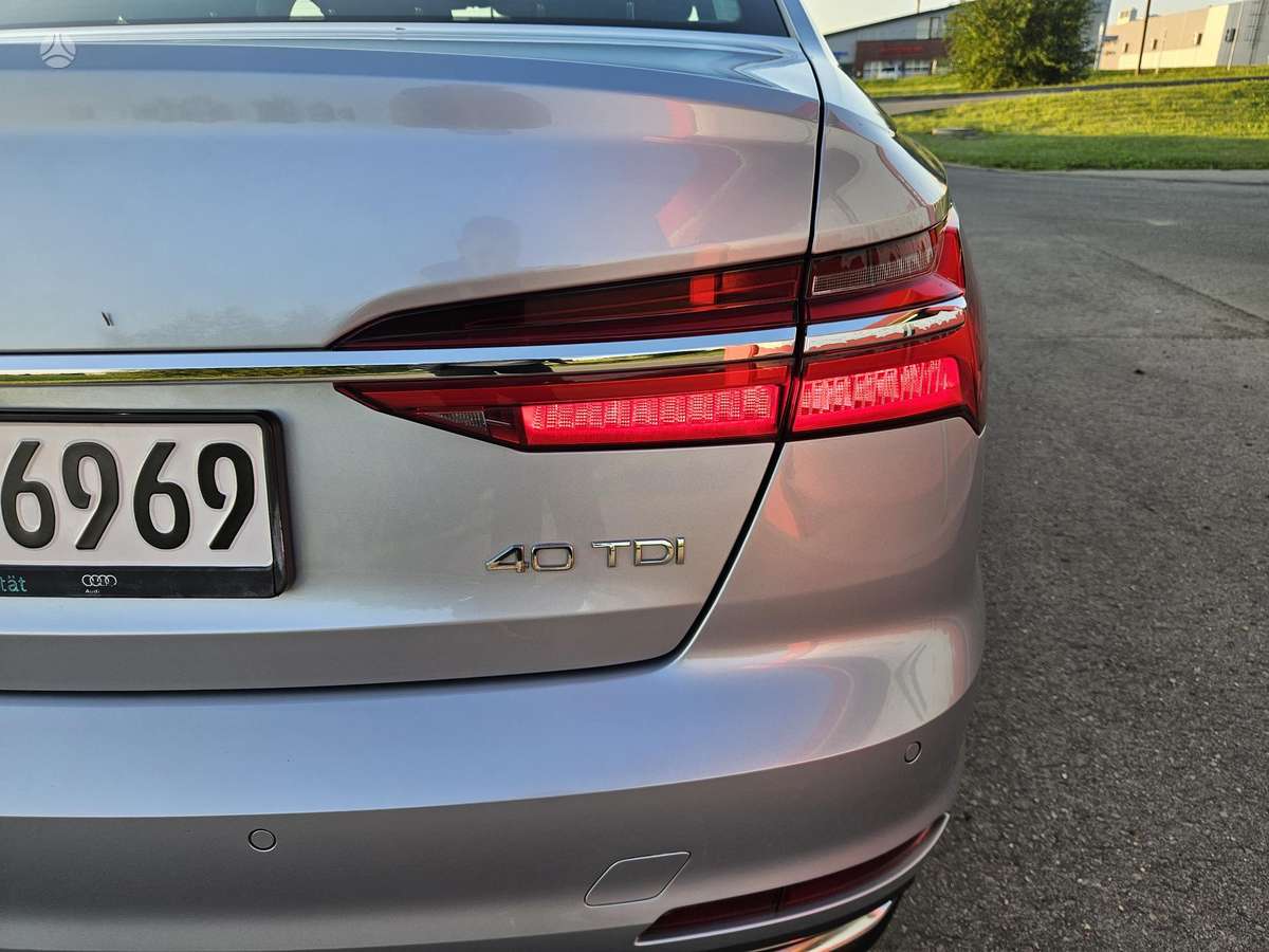 Audi A6, 2.0 l., Седан