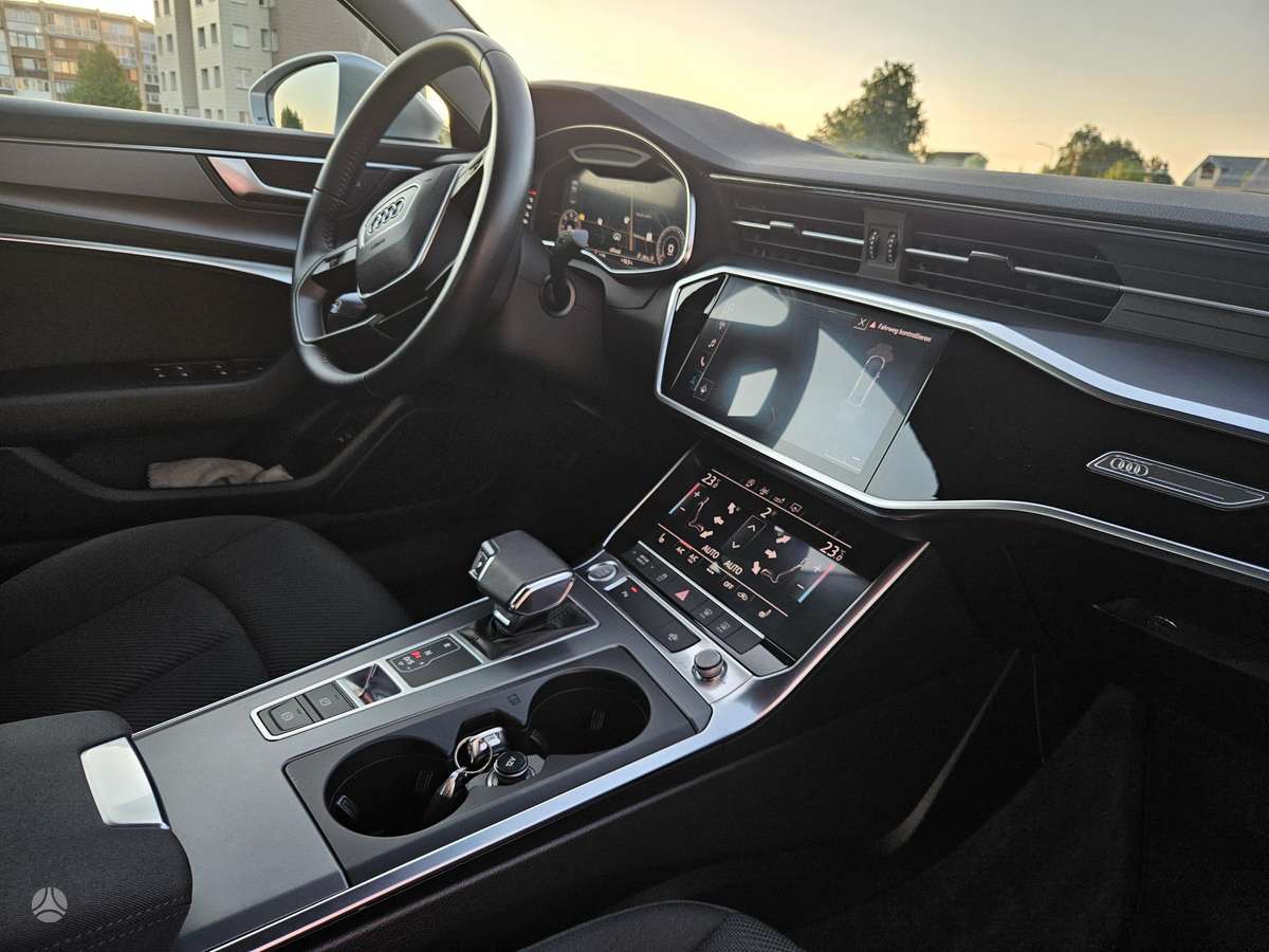 Audi A6, 2.0 l., Седан