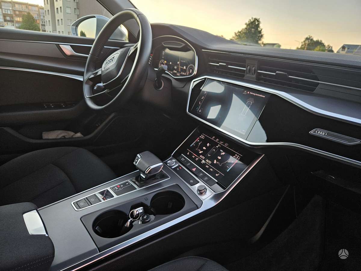 Audi A6, 2.0 l., Седан