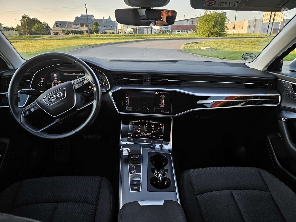 Audi A6, 2.0 l., Седан