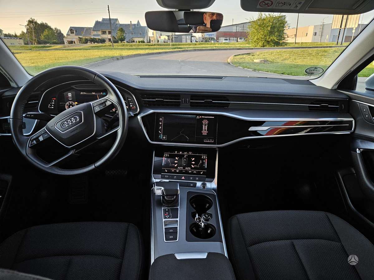 Audi A6, 2.0 l., Седан