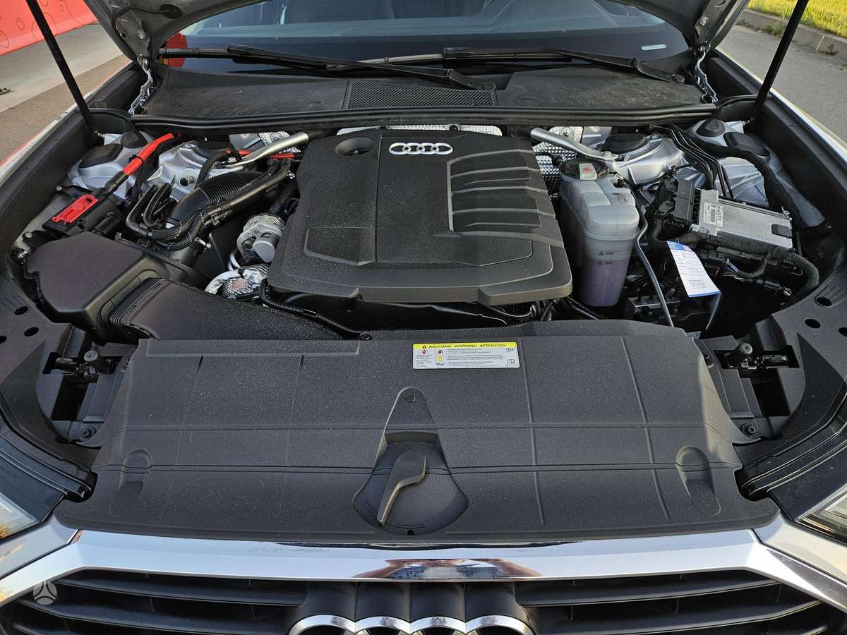 Audi A6, 2.0 l., Седан