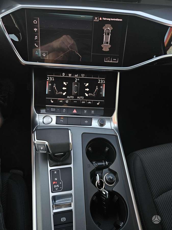 Audi A6, 2.0 l., Седан