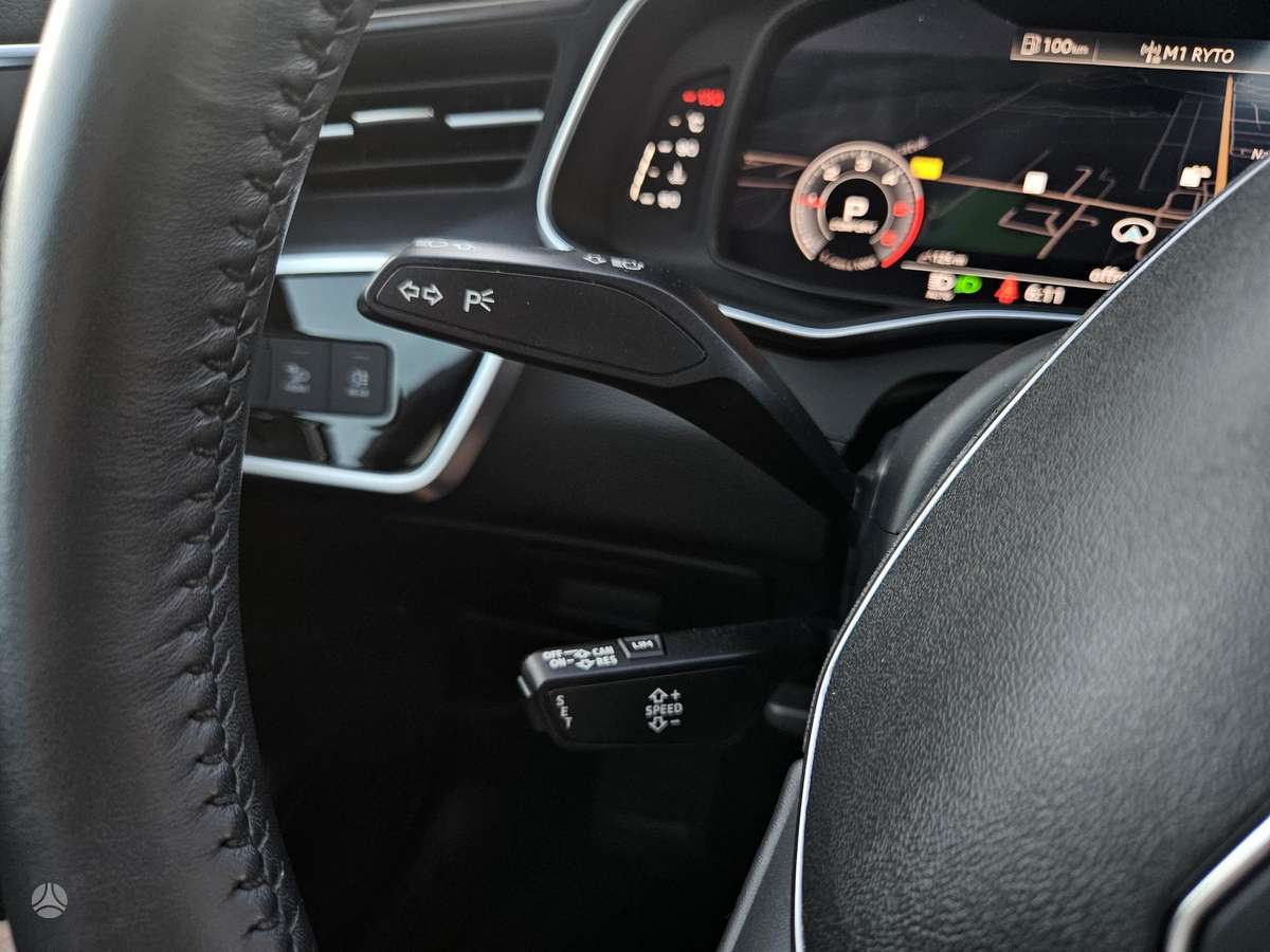 Audi A6, 2.0 l., Седан